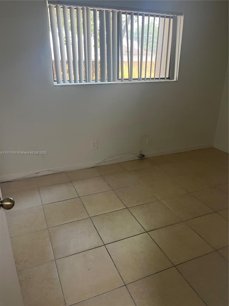COURTYARDS AT DAVIE CONDO - Residential Lease