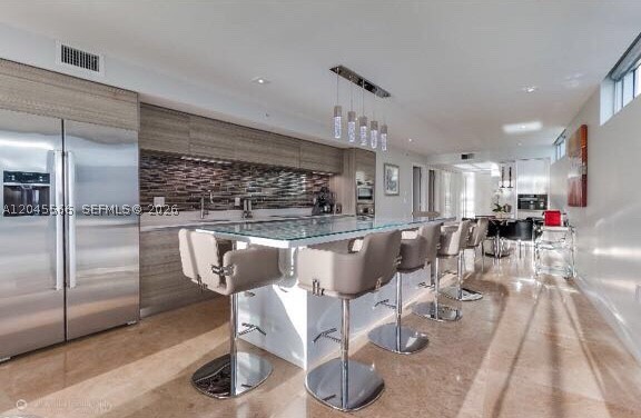 PELORO CONDO - Residential