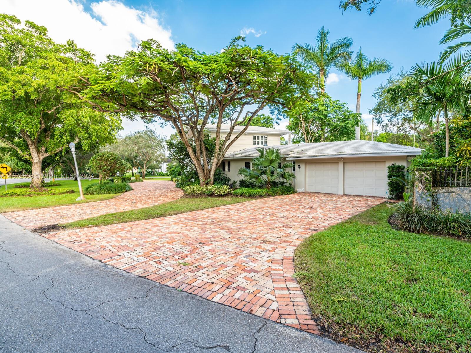 CORAL GABLES COUNTRY CLUB - Residential