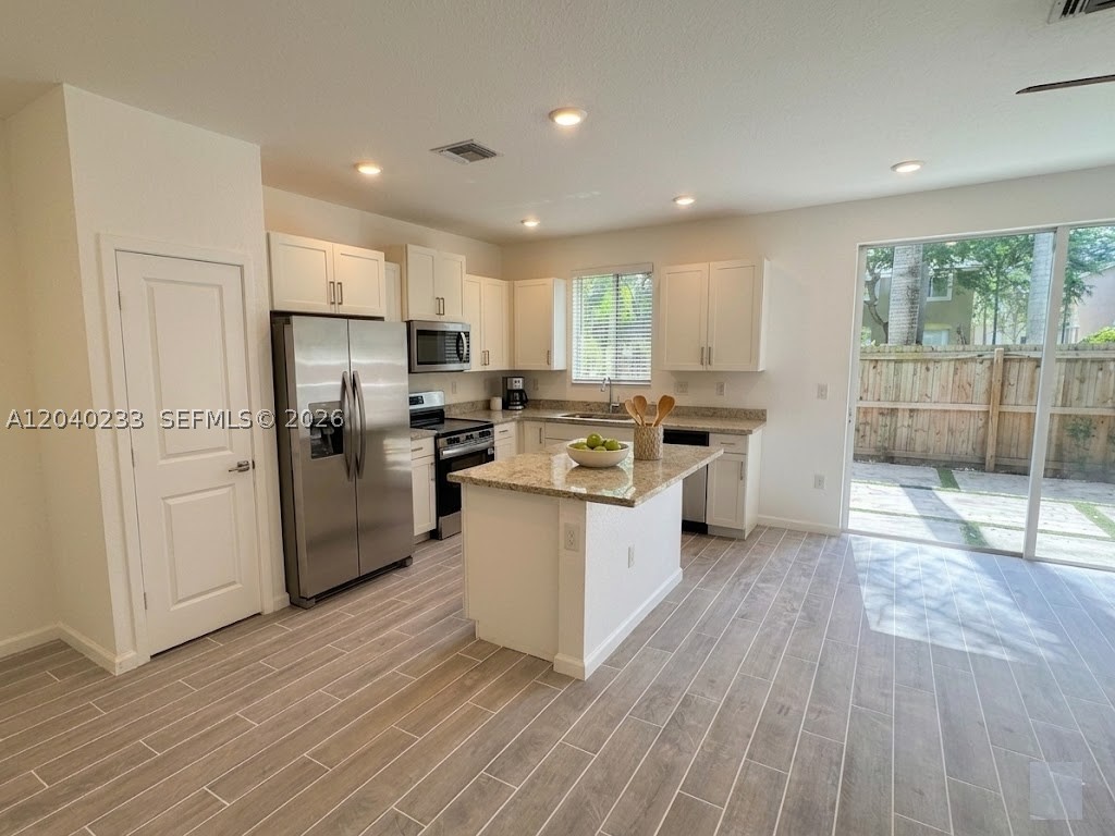 TOWNS AT SEASCAPE - Residential