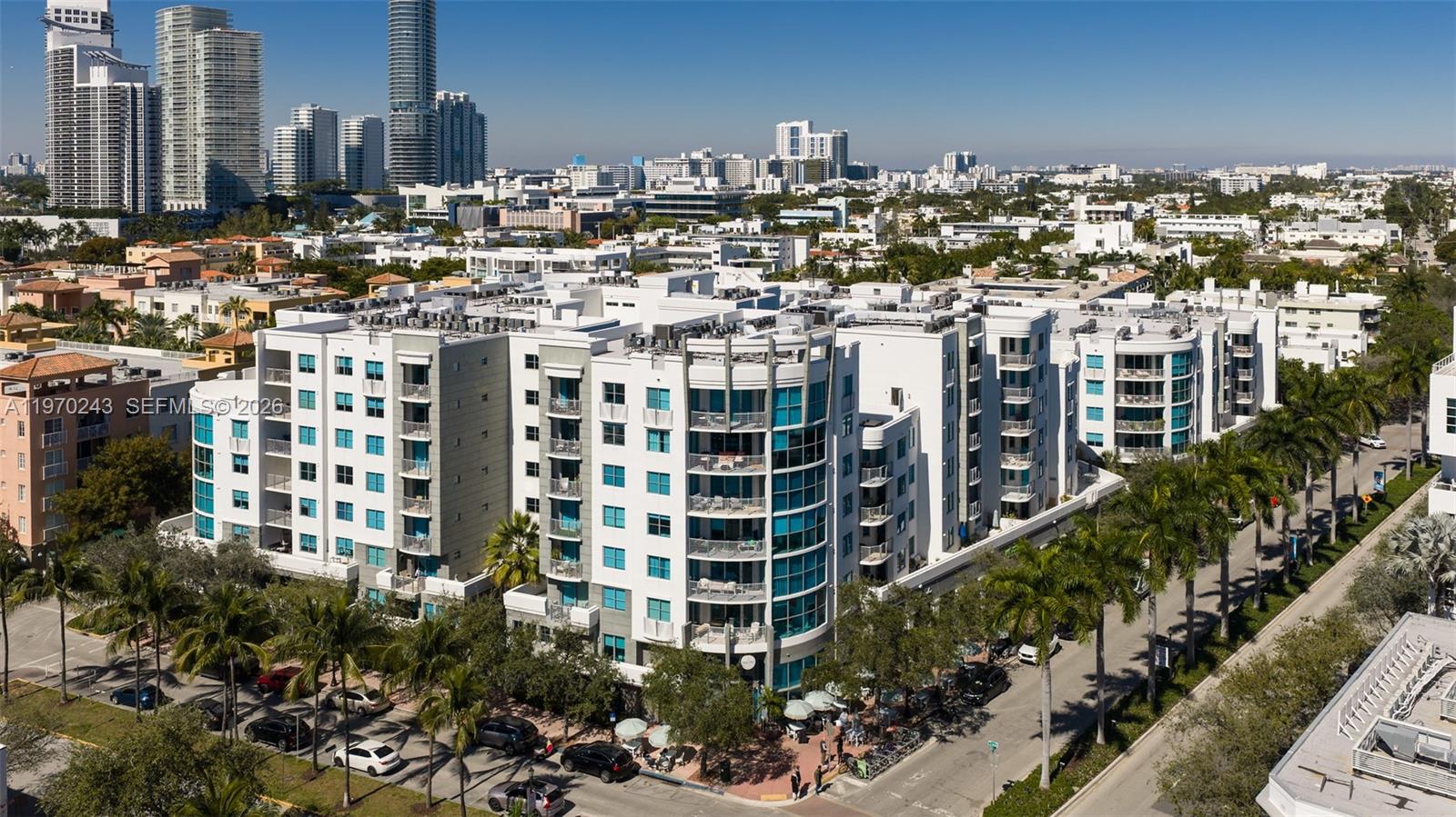 THE COSMOPOLITAN RESIDENC - Residential