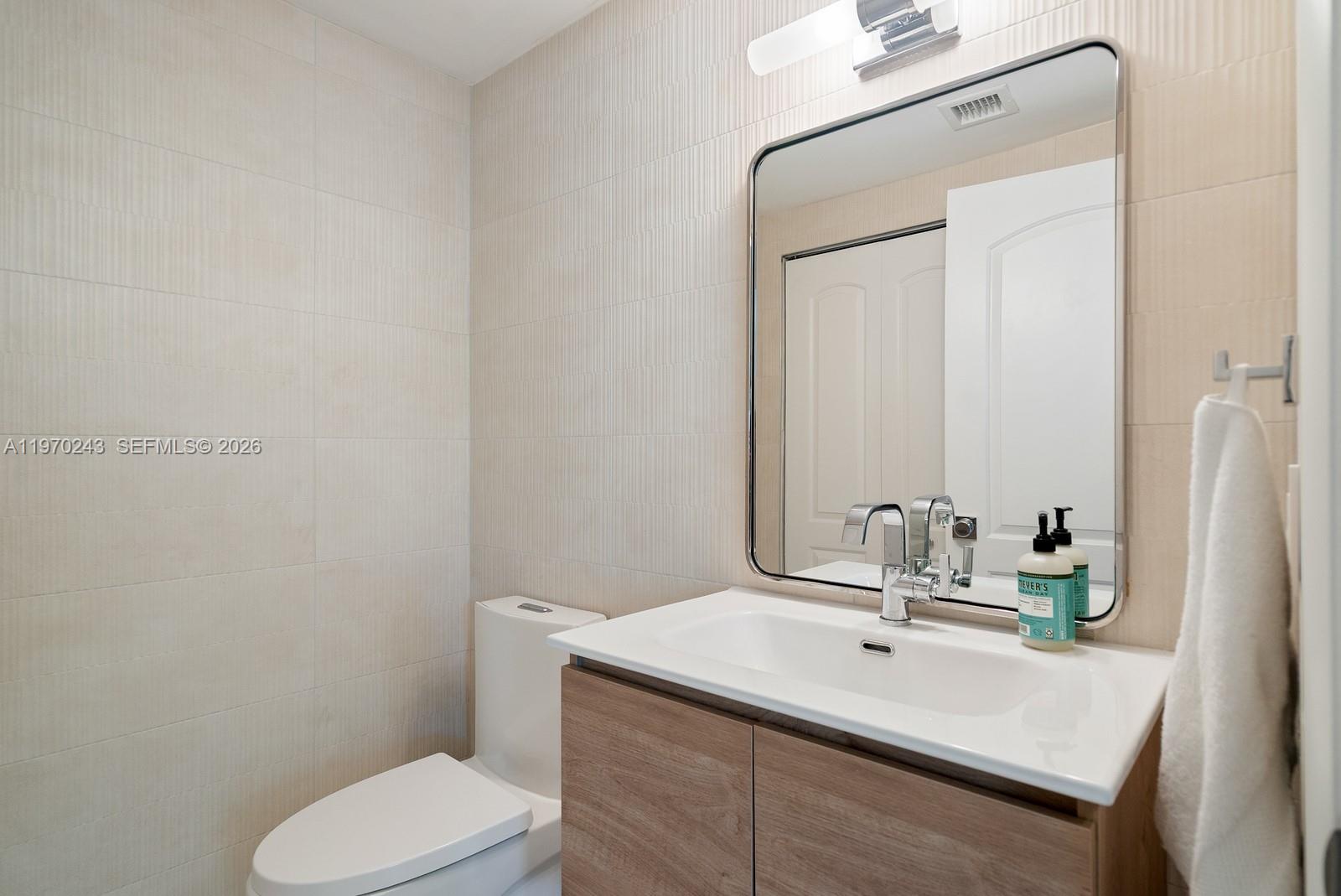 THE COSMOPOLITAN RESIDENC - Residential