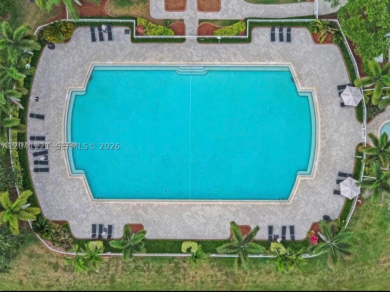 BANYAN BAY CONDO - Residential
