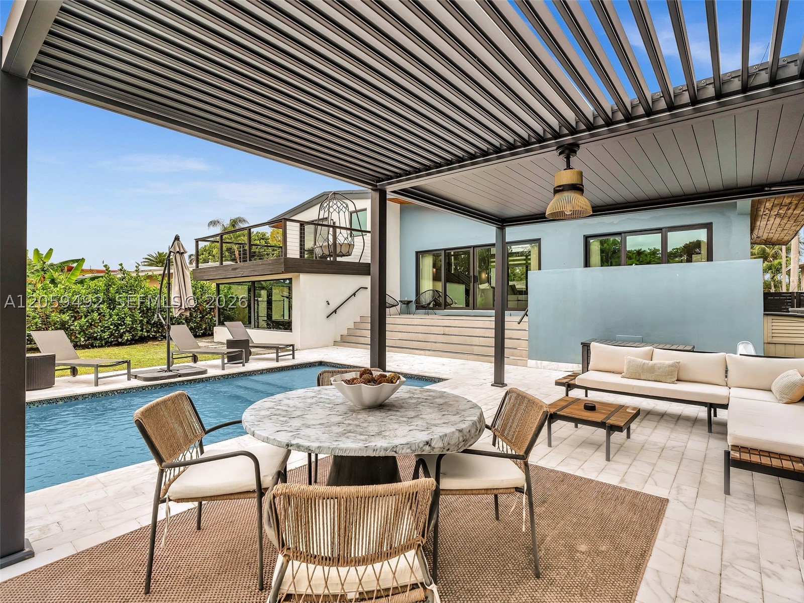 LAUDERDALE ISLES NO 2-BLK - Residential