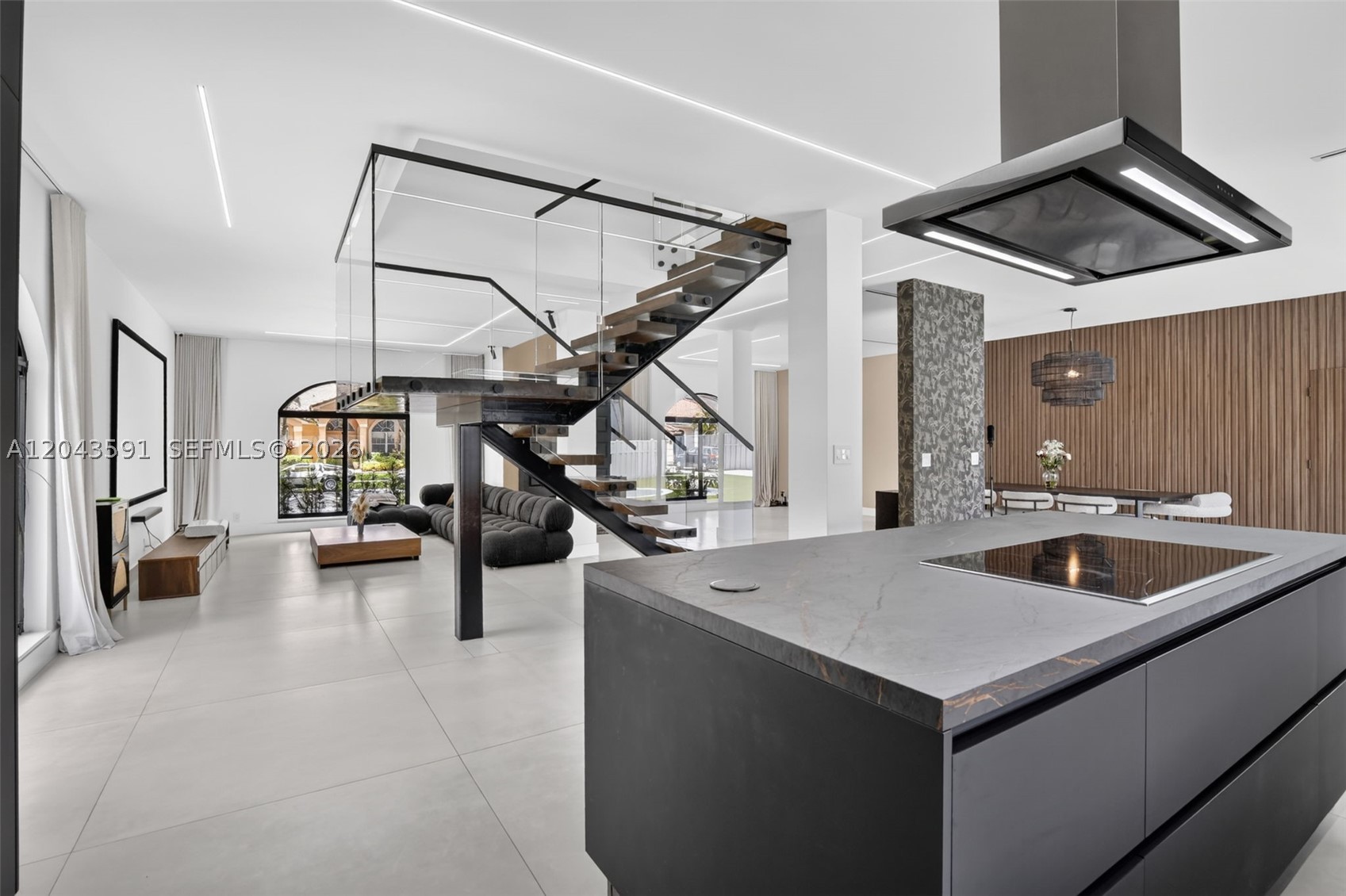 EMBASSY LAKES PHASE II - Residential