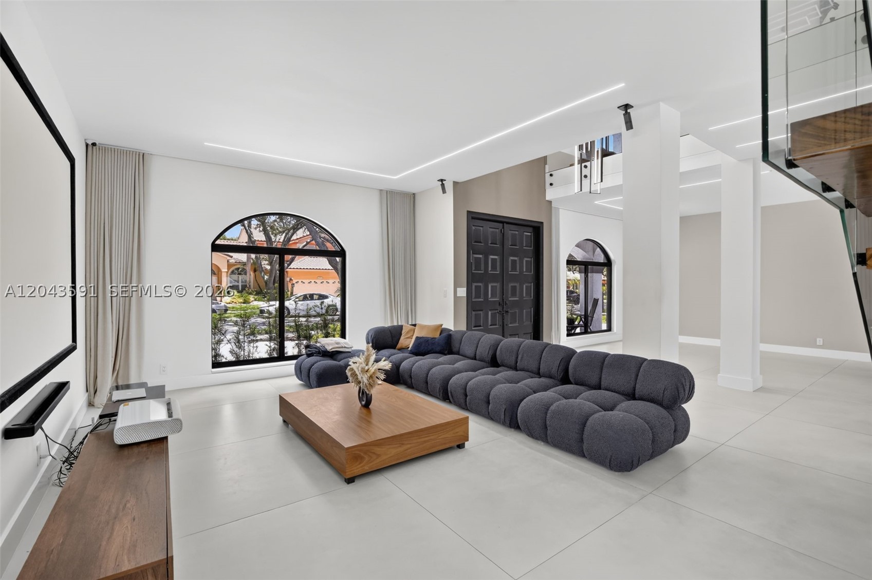 EMBASSY LAKES PHASE II - Residential