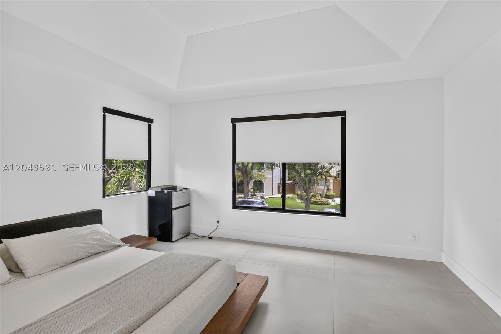 EMBASSY LAKES PHASE II - Residential