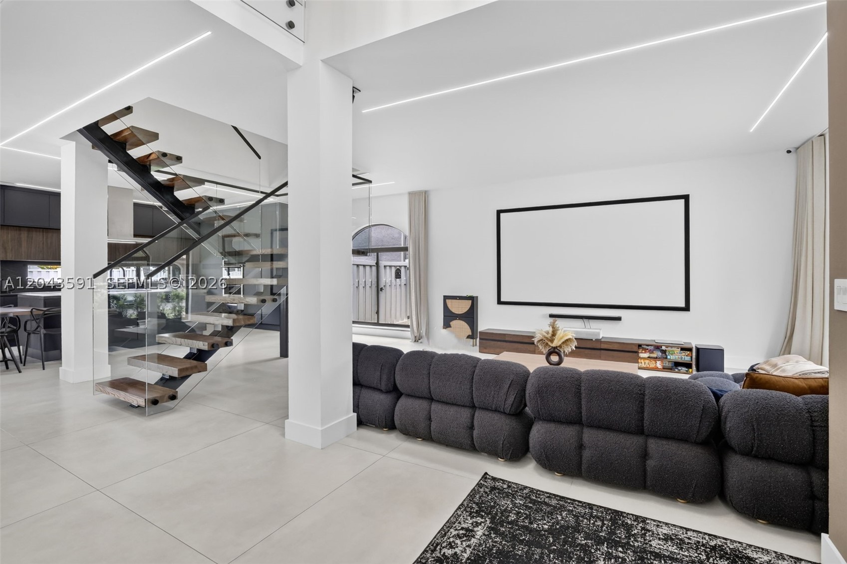 EMBASSY LAKES PHASE II - Residential