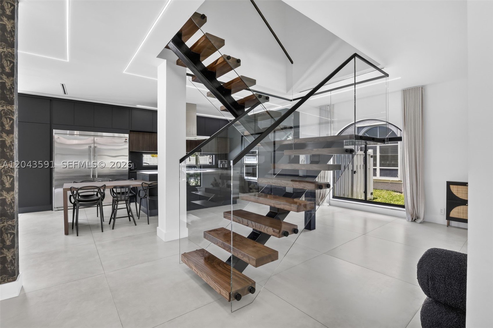 EMBASSY LAKES PHASE II - Residential