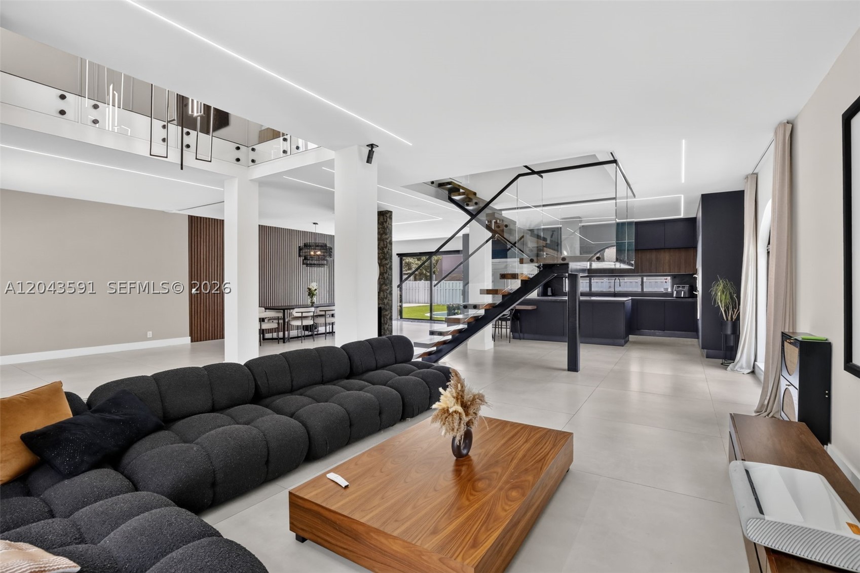 EMBASSY LAKES PHASE II - Residential