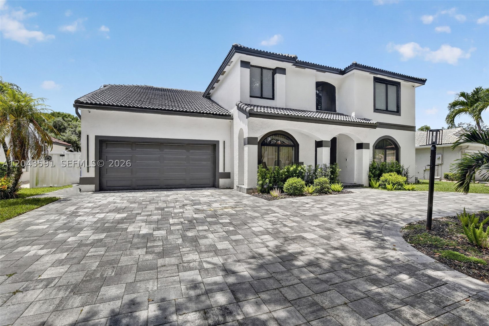 EMBASSY LAKES PHASE II - Residential