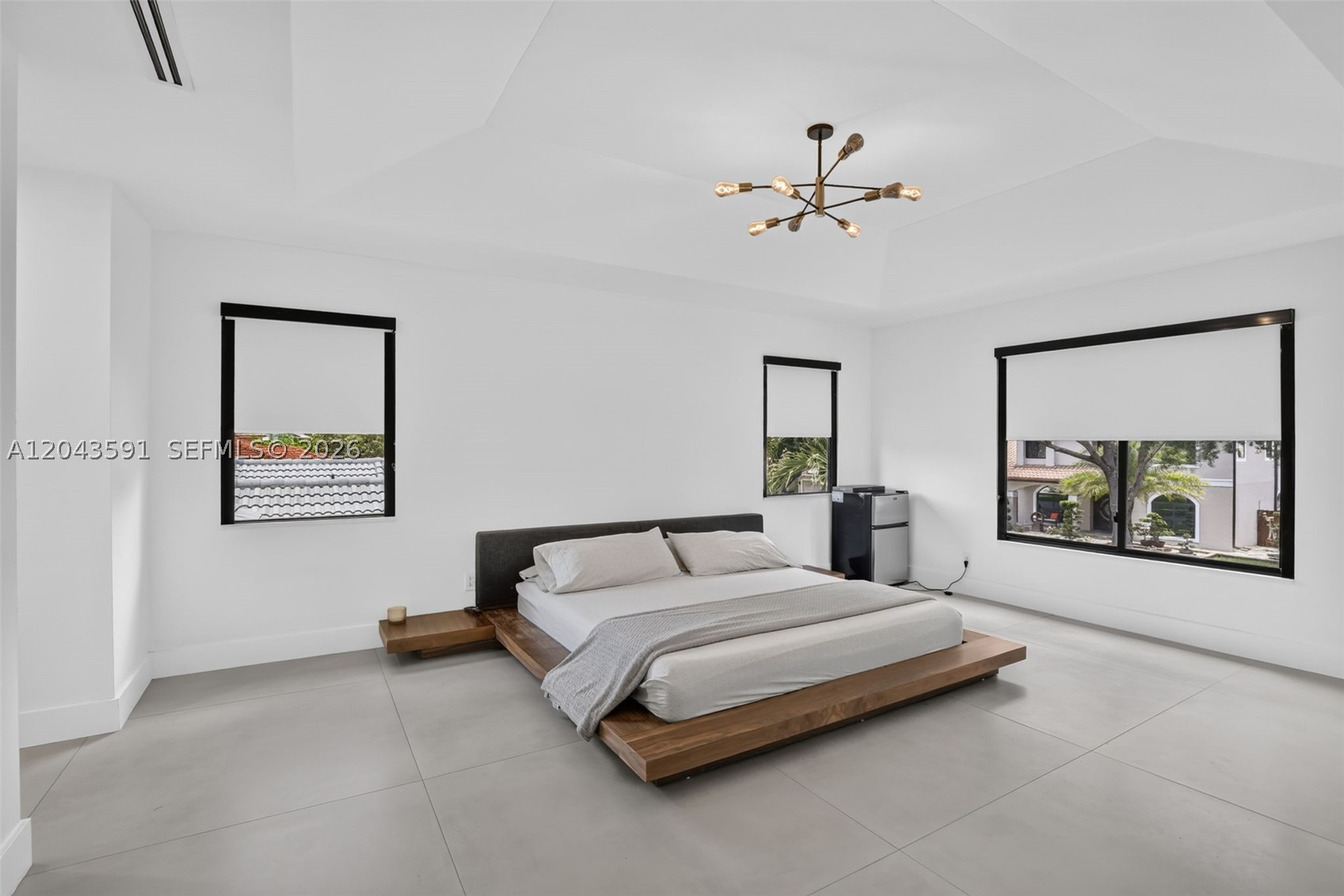 EMBASSY LAKES PHASE II - Residential