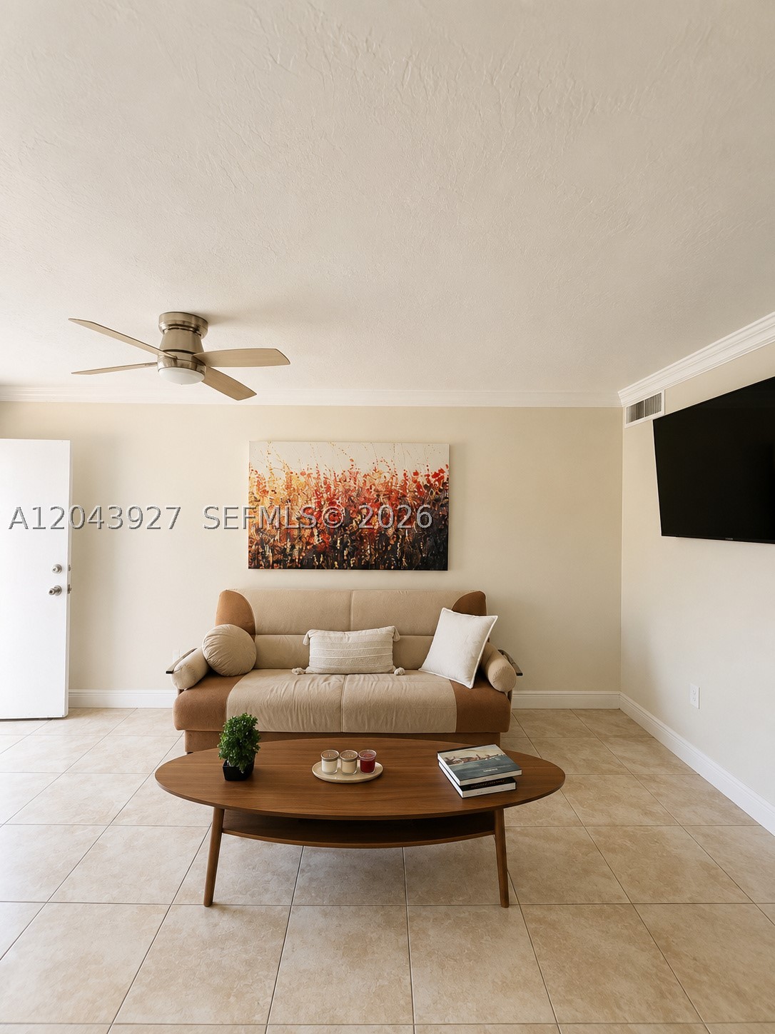 THE KENSINGTON CONDO - Residential