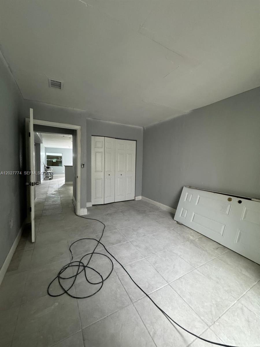 NORTH LIBERTY CITY - Residential Income
