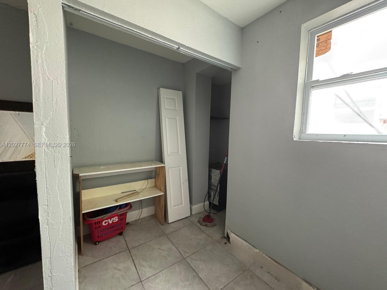 NORTH LIBERTY CITY - Residential Income