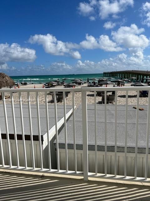 LA PERLA CONDO - Residential Lease