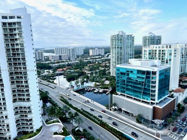 LA PERLA CONDO - Residential Lease
