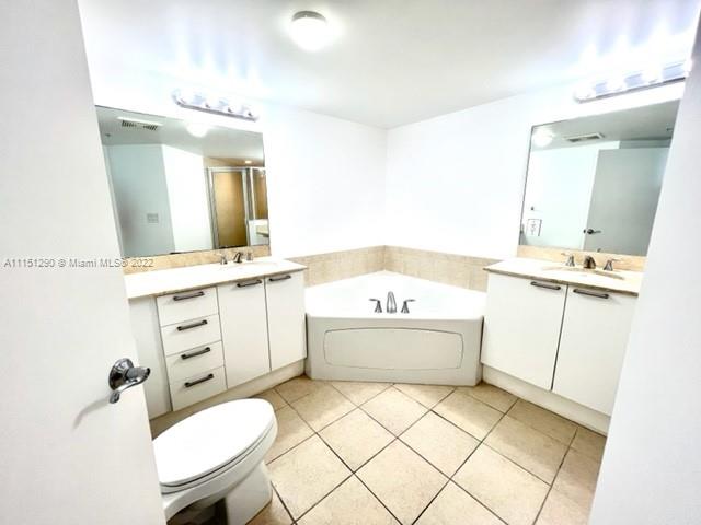 LA PERLA CONDO - Residential Lease
