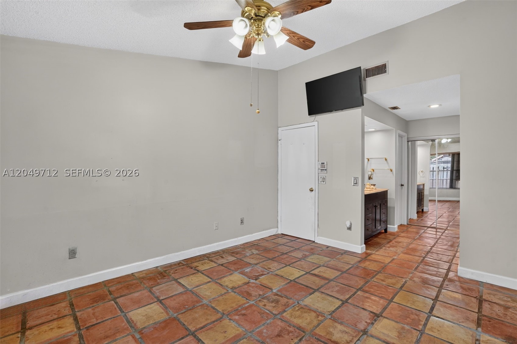 LKS OF MEADOW VILG HOMES - Residential
