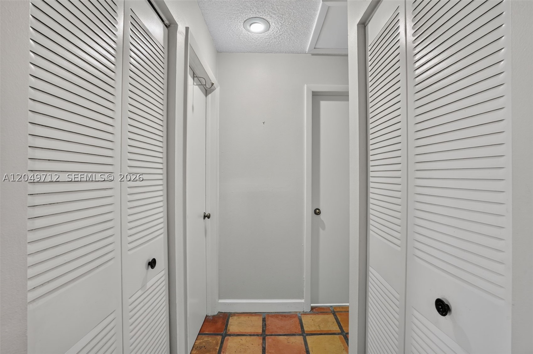 LKS OF MEADOW VILG HOMES - Residential