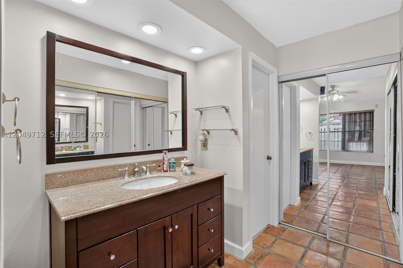 LKS OF MEADOW VILG HOMES - Residential