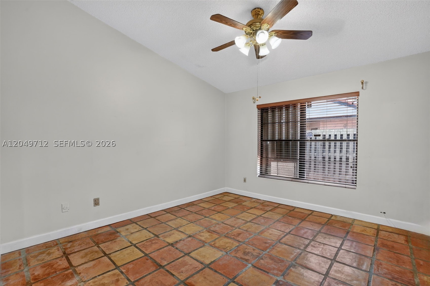 LKS OF MEADOW VILG HOMES - Residential