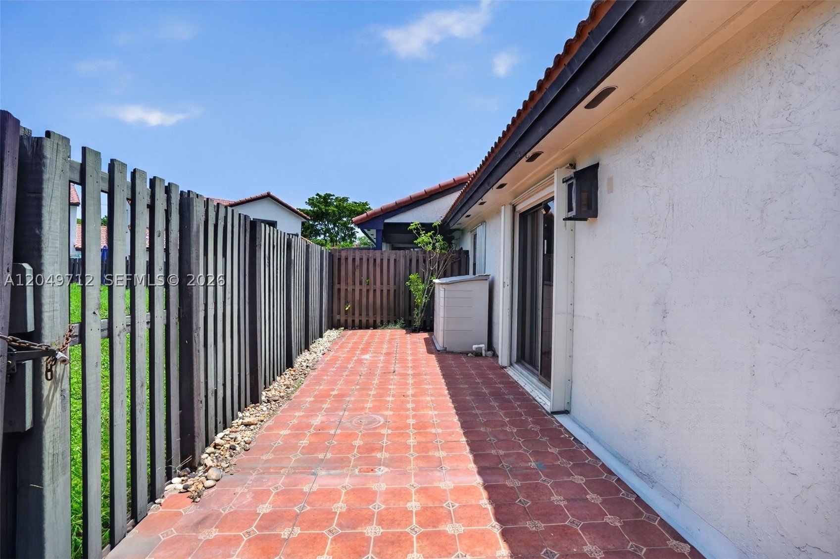 LKS OF MEADOW VILG HOMES - Residential