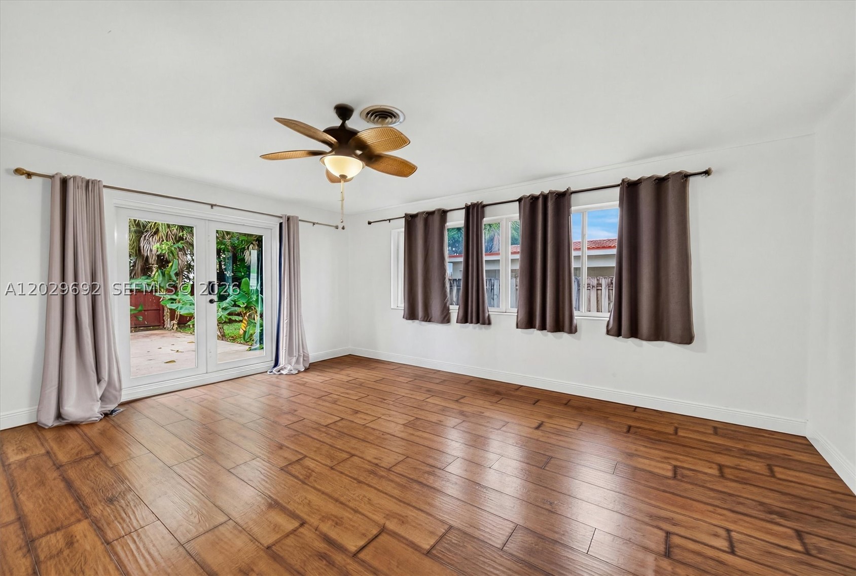 PLANTATION GARDENS 4TH SE - Residential