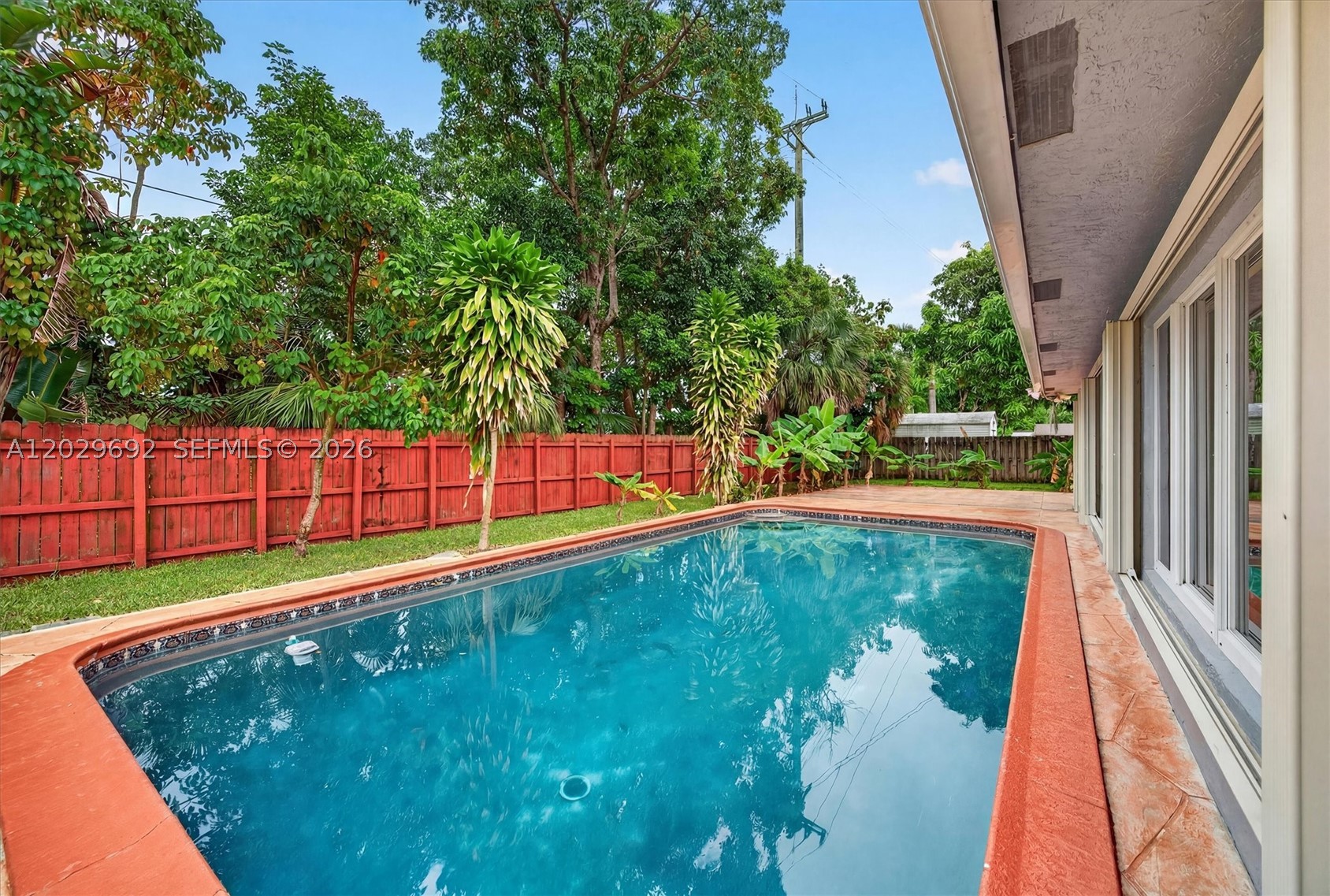 PLANTATION GARDENS 4TH SE - Residential