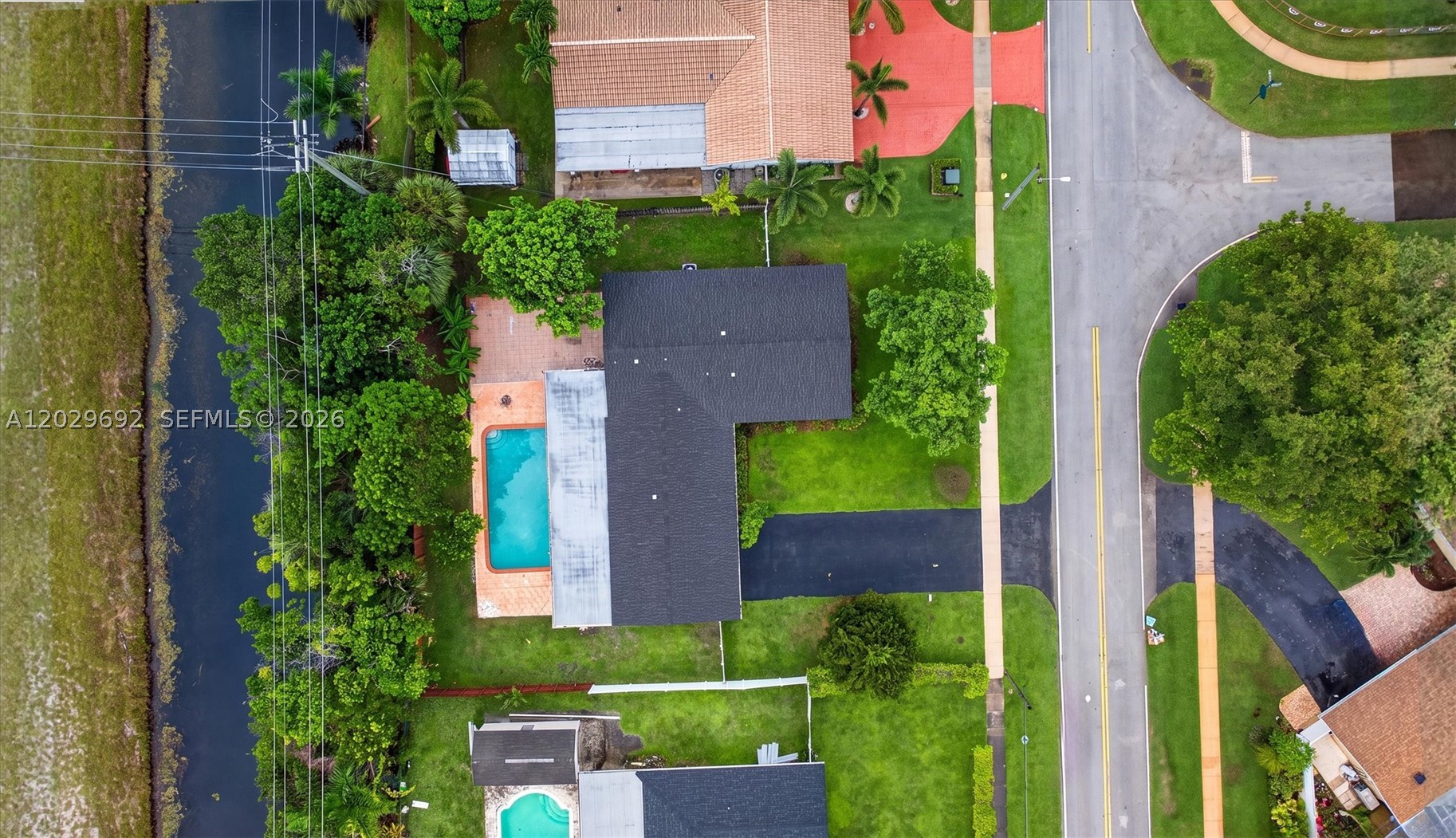 PLANTATION GARDENS 4TH SE - Residential