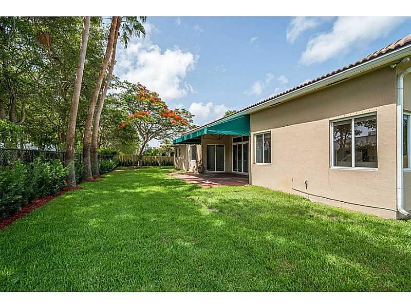 TUSCANY ESTATES AND VILLA - Residential Lease