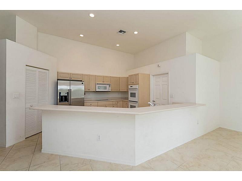 TUSCANY ESTATES AND VILLA - Residential Lease