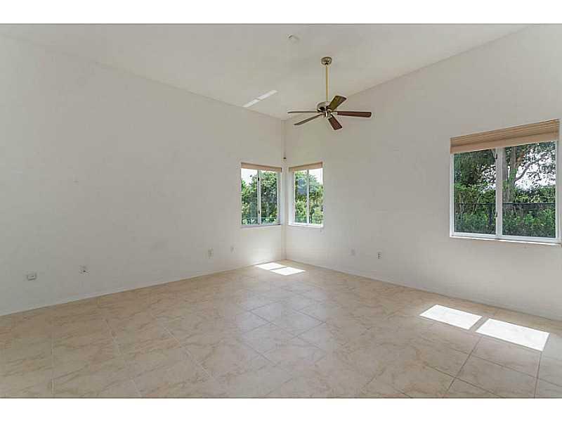 TUSCANY ESTATES AND VILLA - Residential Lease