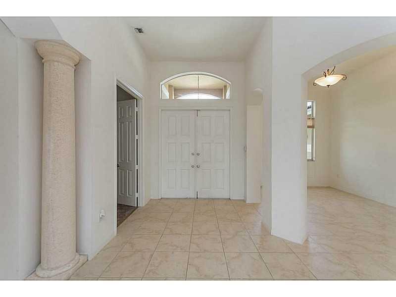 TUSCANY ESTATES AND VILLA - Residential Lease
