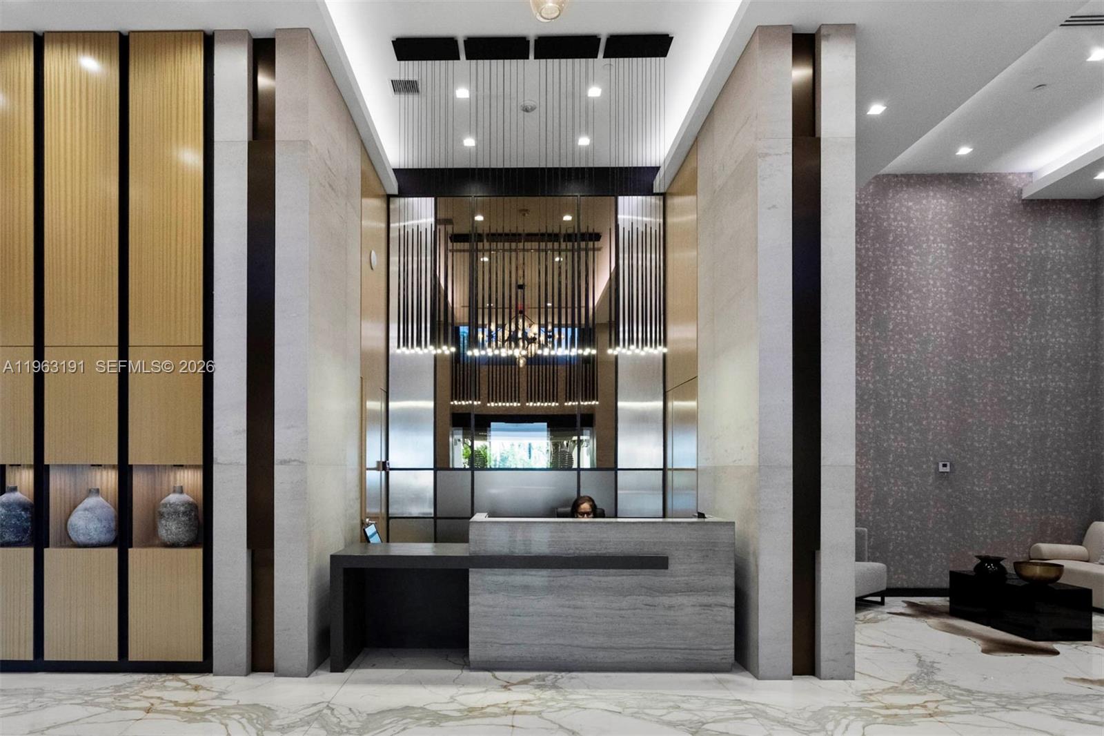 MARINA TOWER CONDO - Residential