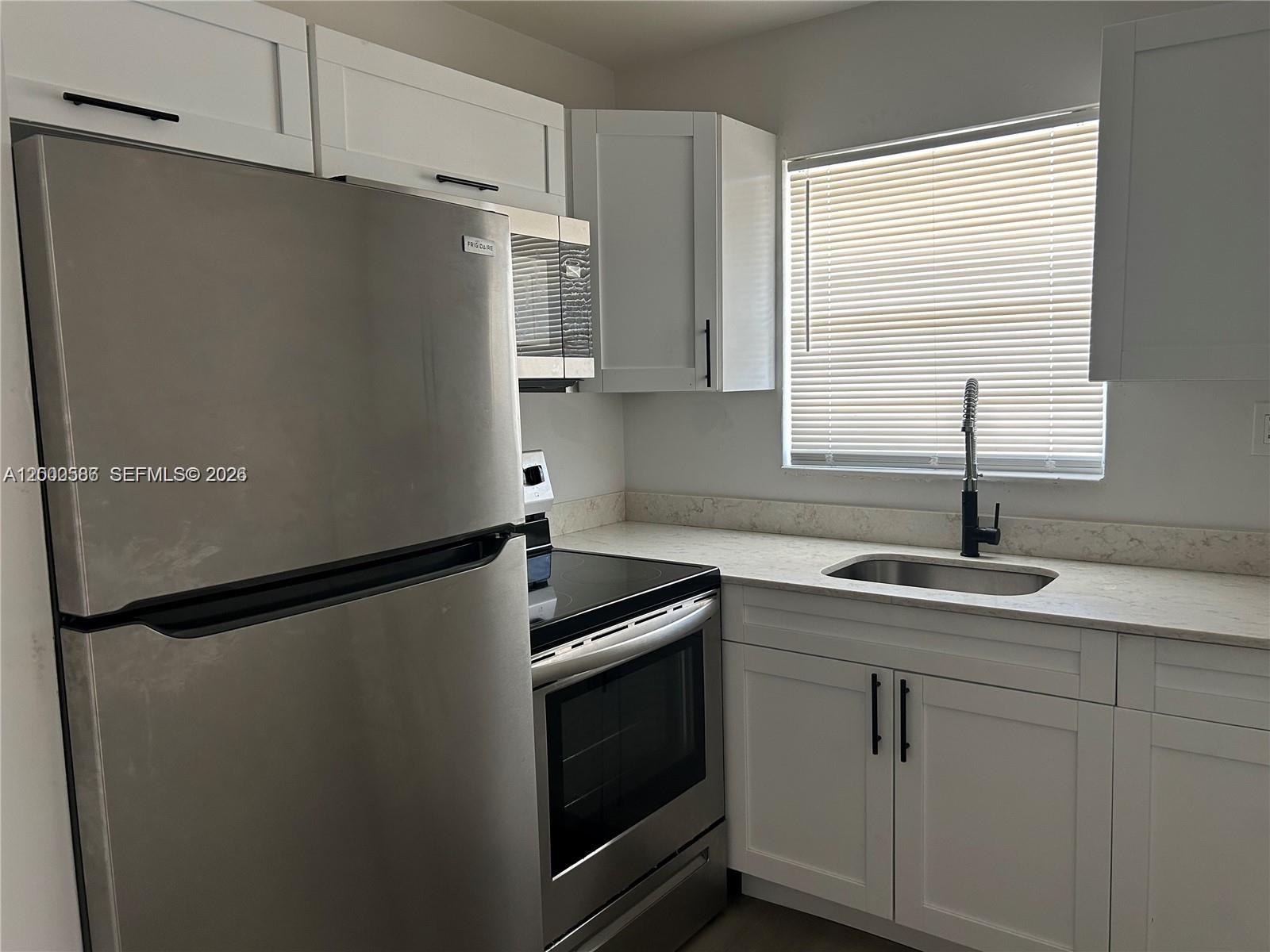 GOLDEN HEIGHTS - Residential Income