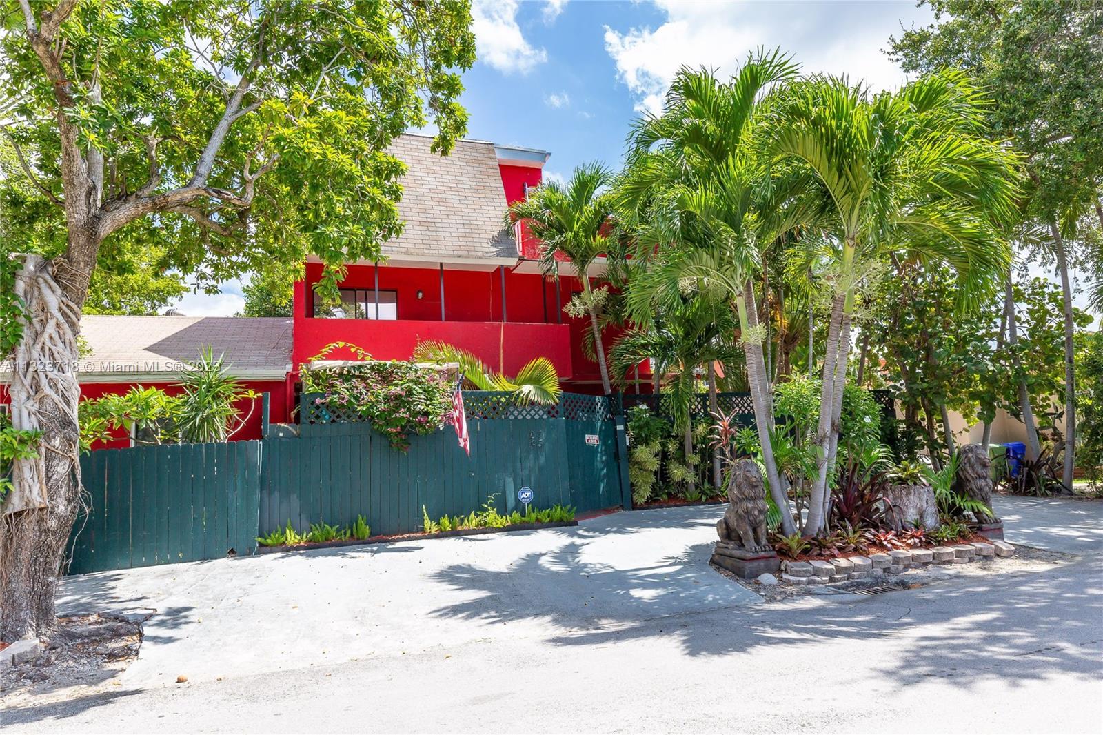 SOUTH BAY ESTATES - Residential Income