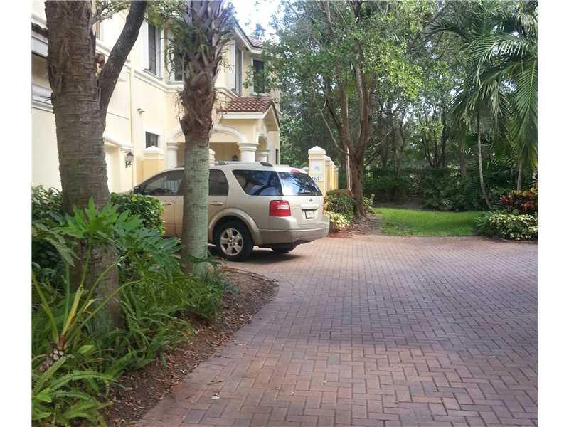 MARIPOSA POINTE AT WESTON - Residential Lease