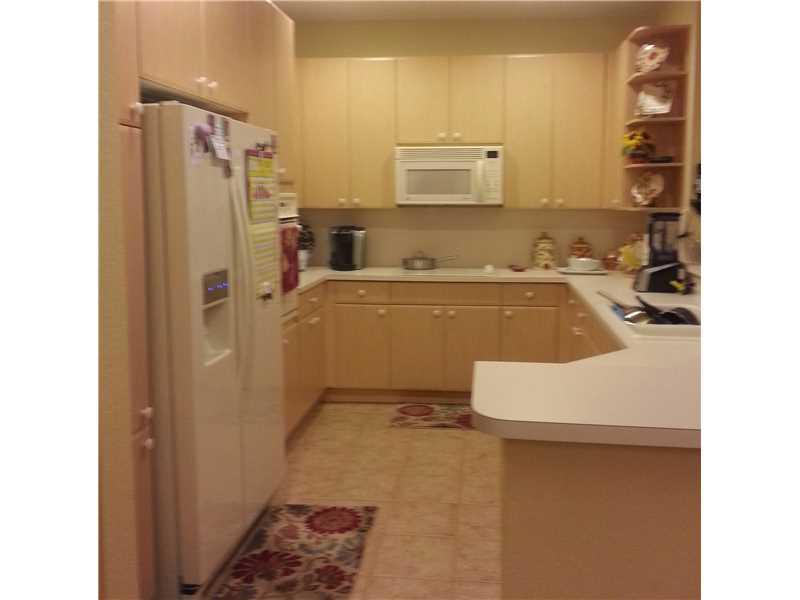 MARIPOSA POINTE AT WESTON - Residential Lease