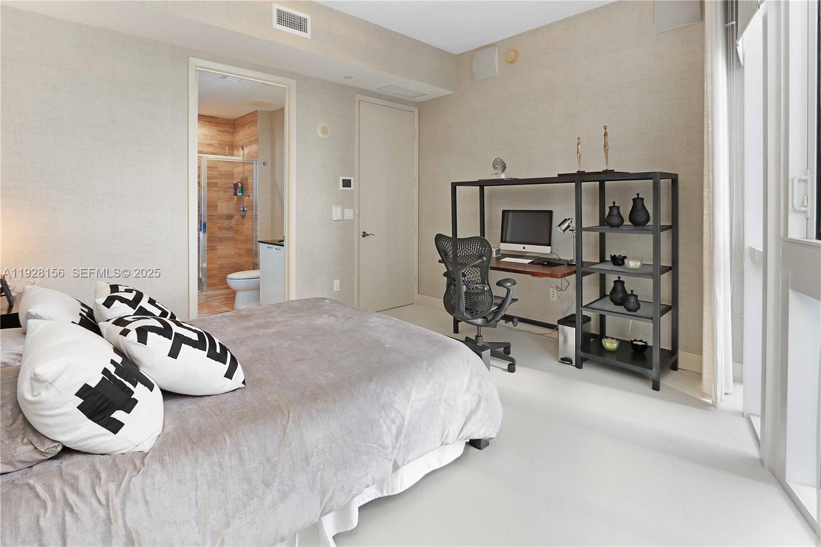 TDR TOWER II CONDO - Residential