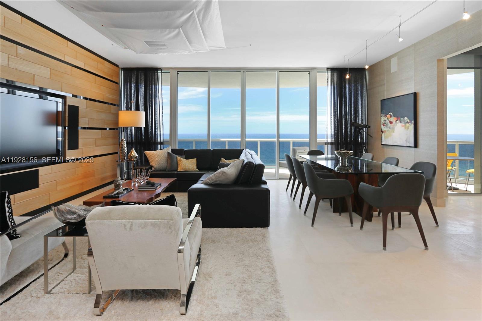 TDR TOWER II CONDO - Residential