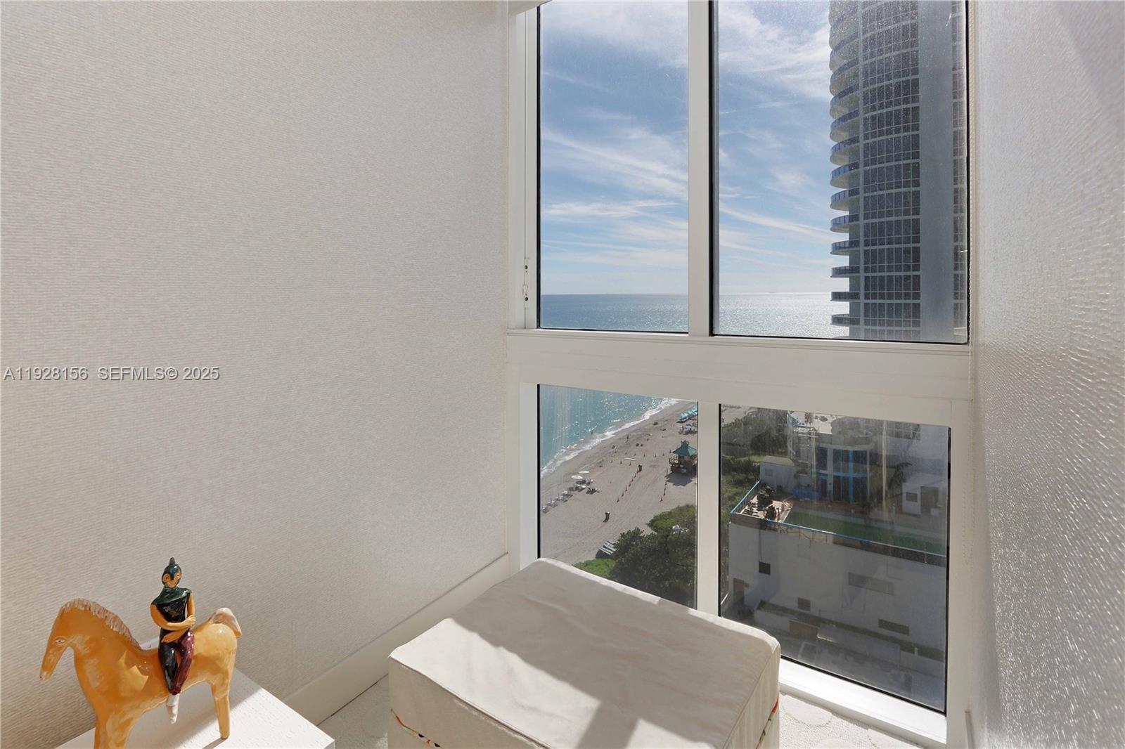TDR TOWER II CONDO - Residential