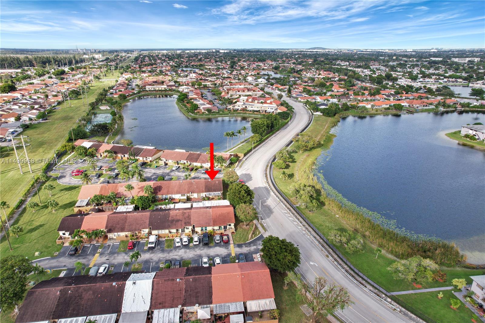 TAMIAMI LAKES TOWNHOUSES - Residential Lease