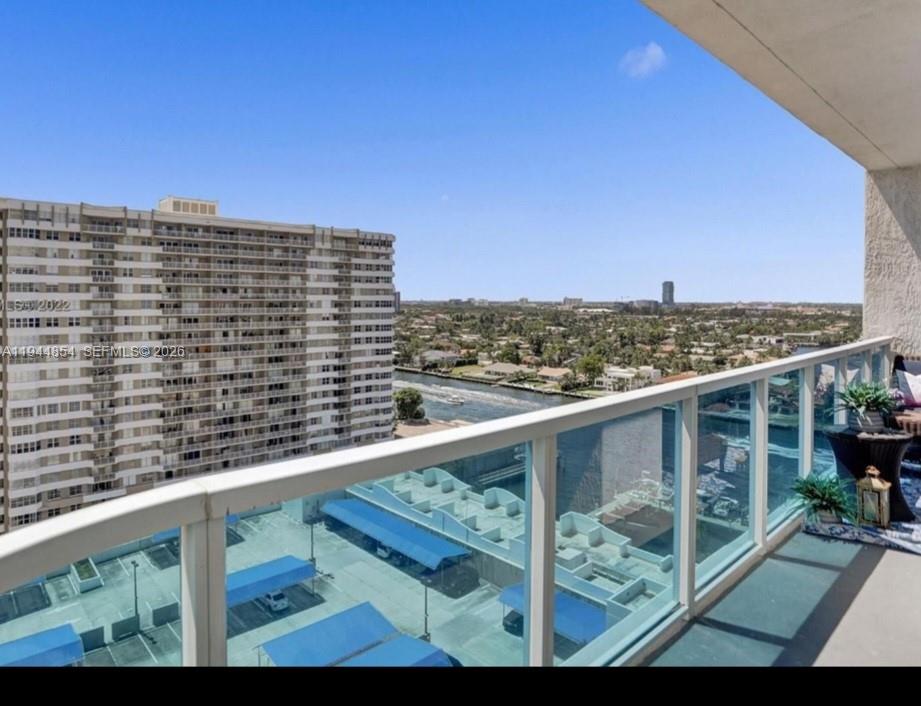 OCEAN MARINE YACHT CLUB C - Residential