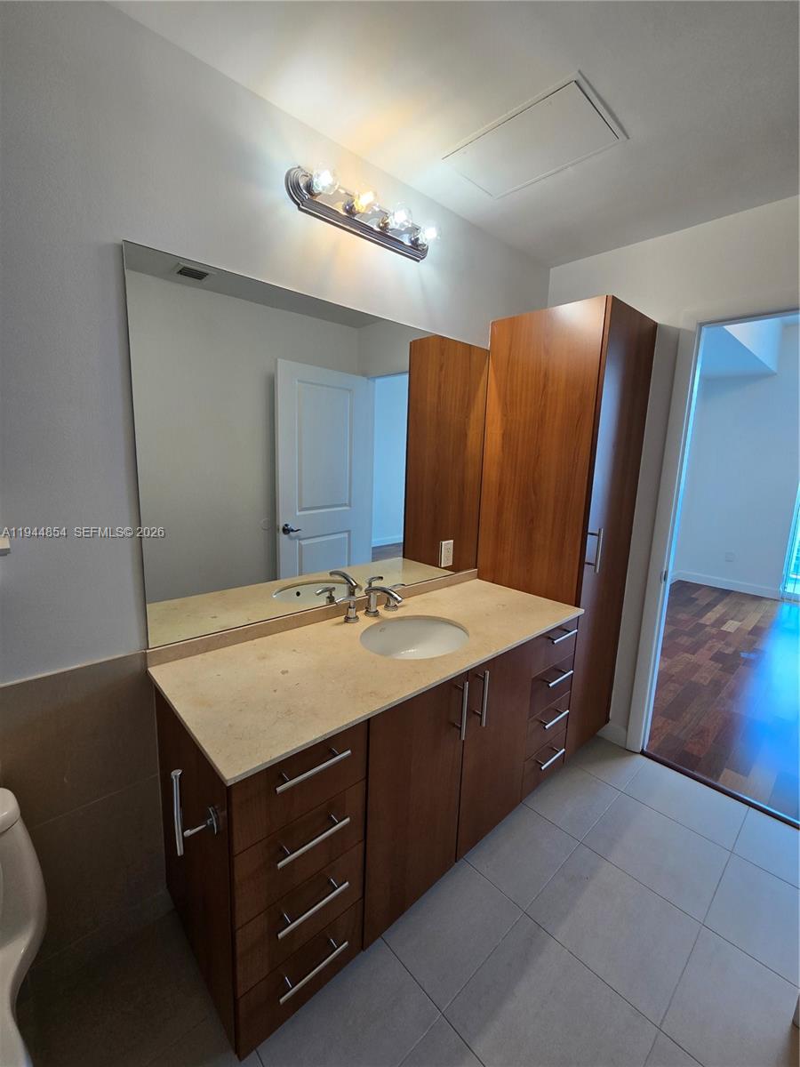 OCEAN MARINE YACHT CLUB C - Residential
