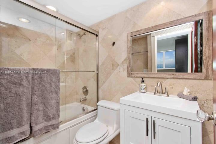 TIDES ON HOLLYWOOD BEACH - Residential
