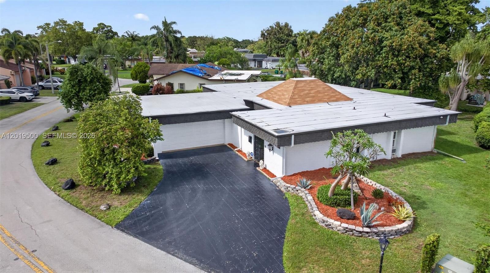 WOODLANDS SEC SIX - Residential