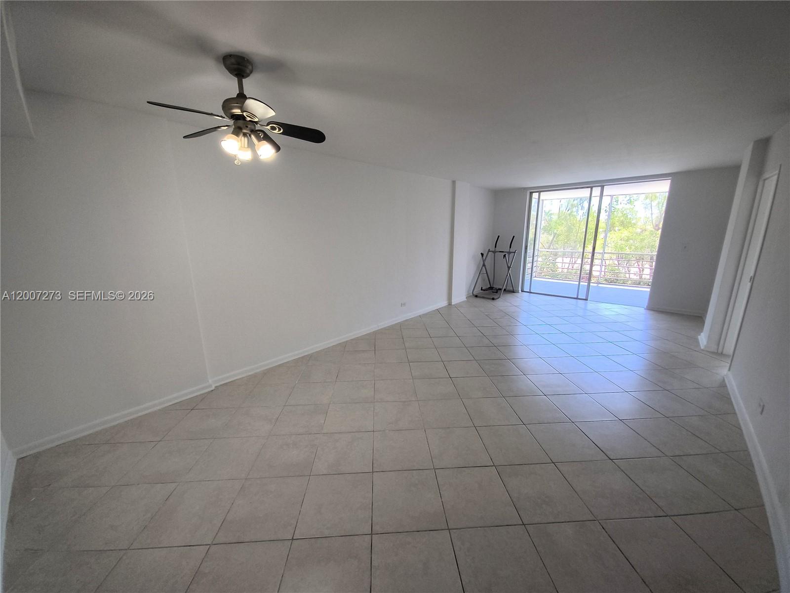 EASTERN SHORES WHITE HOUS - Residential