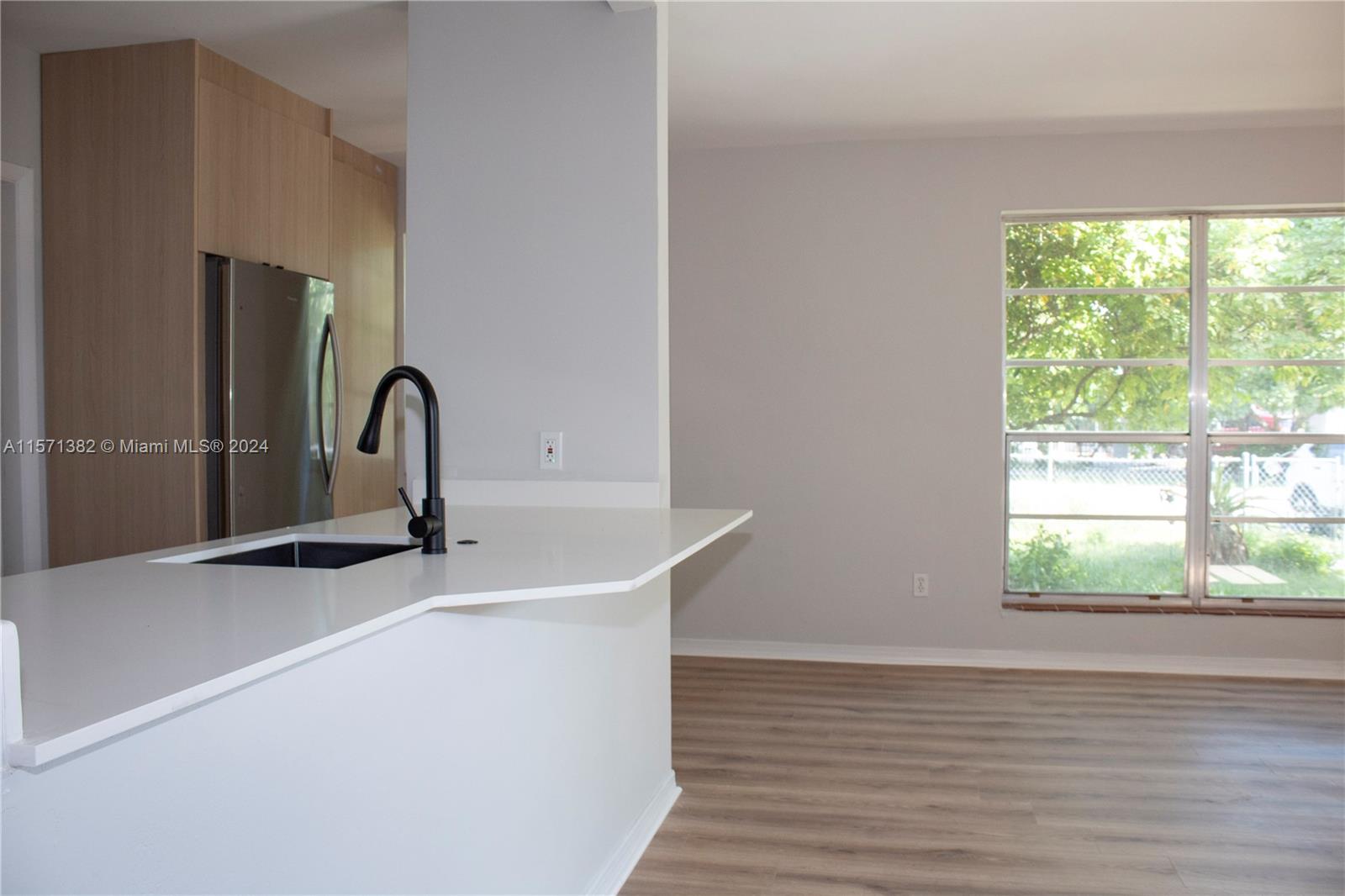 WESTWOOD LAKE 1ST ADDN - Residential