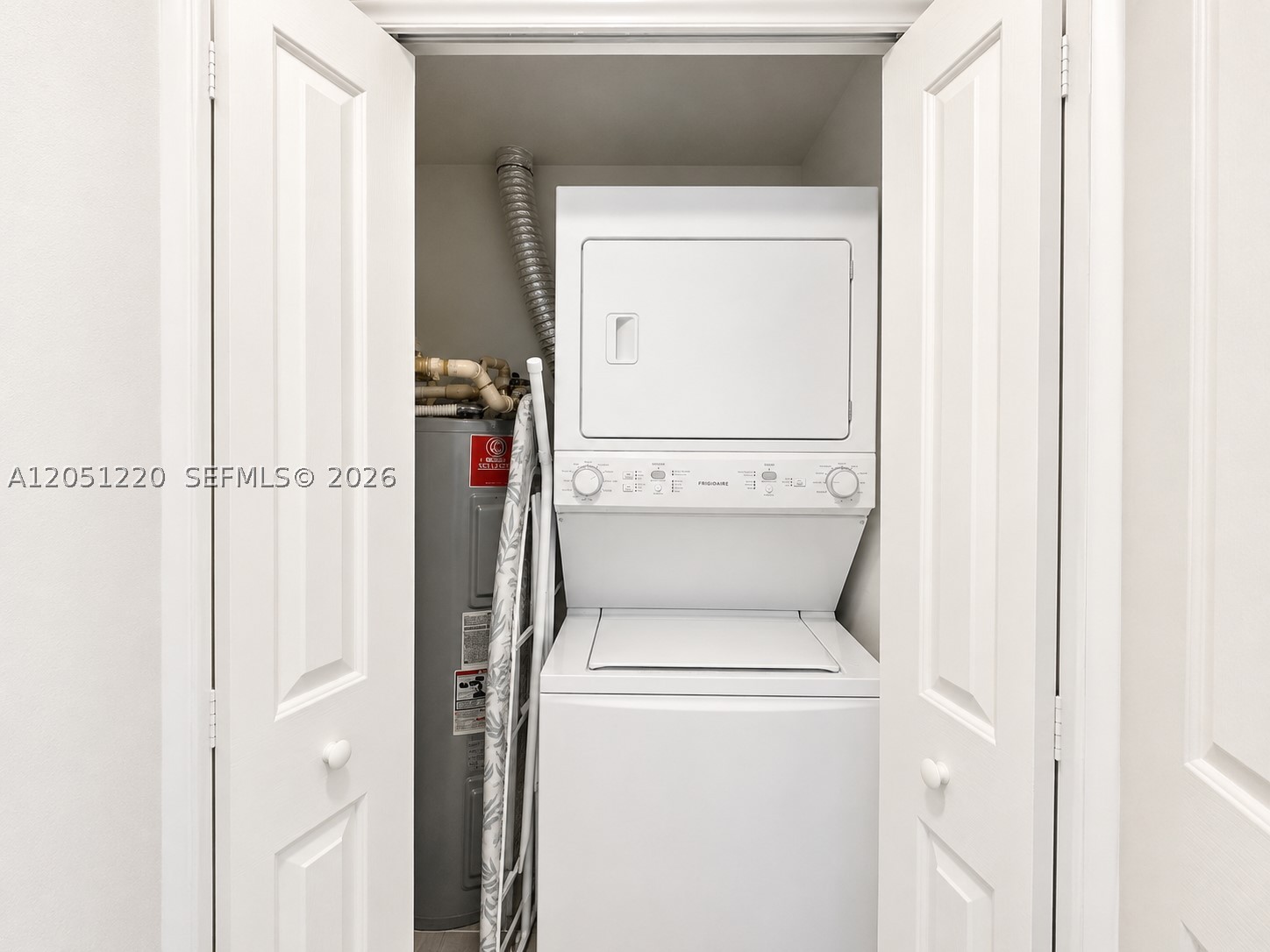 NURIVER LANDING CONDO - Residential